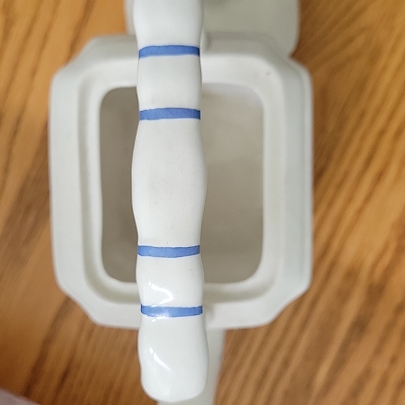 Teapot - Picture 5 of 9